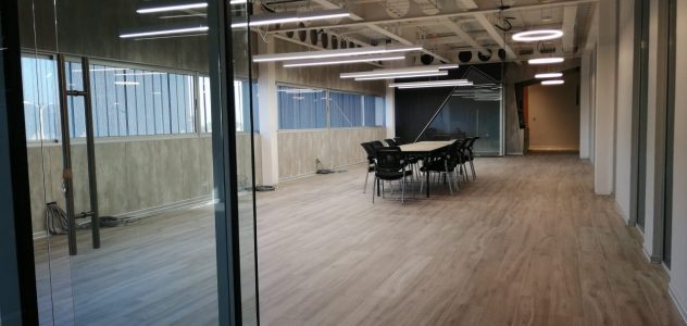 OFICINAS MÓDULO 1 C.D. LA VARA – PLÁSTICOS PET